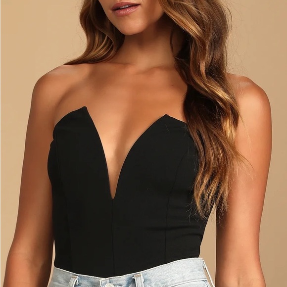 Black Notched Strapless Bodysuit - Picture 2 of 7